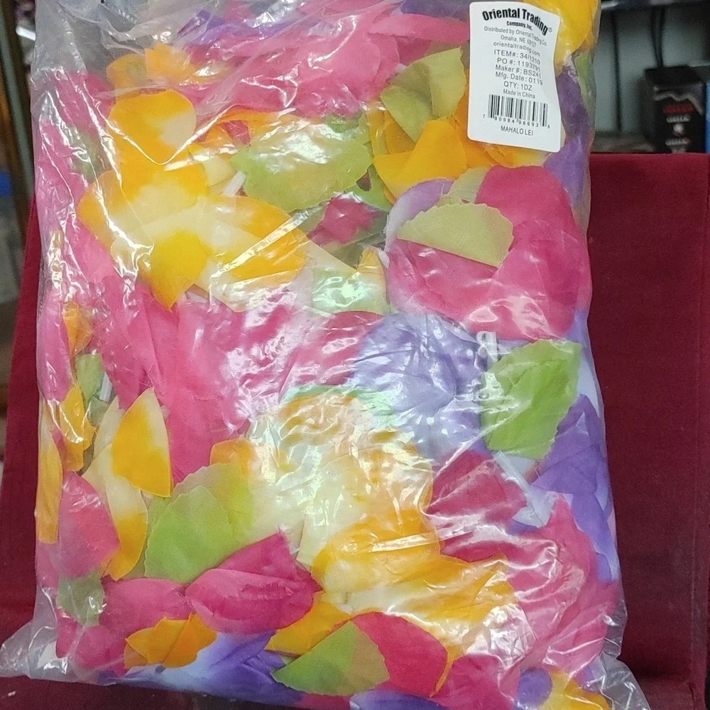 Bundle of laua items